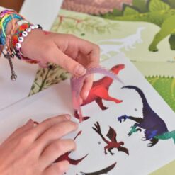 Kreatív, fejlesztő óriásplakát, 32 matricával - Dinoszaurusz | Poppik MiniArt
