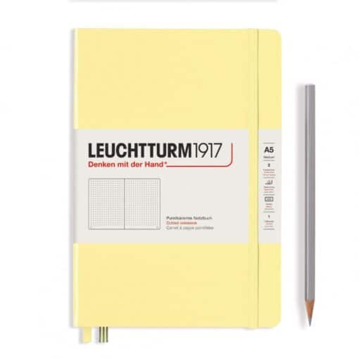 LEUCHTTURM1917 Medium A5 pontozott lapos NOTEBOOK, vanilla