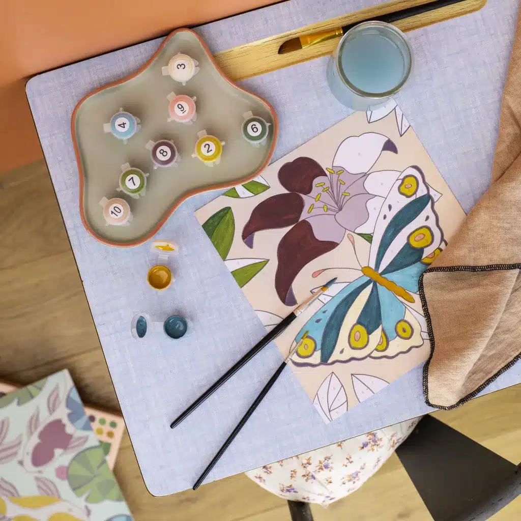 moulin.roty-szamfesto-keszlet-rozsababak-1-miniart Moulin Roty - Rózsababák - Számfestő készlet