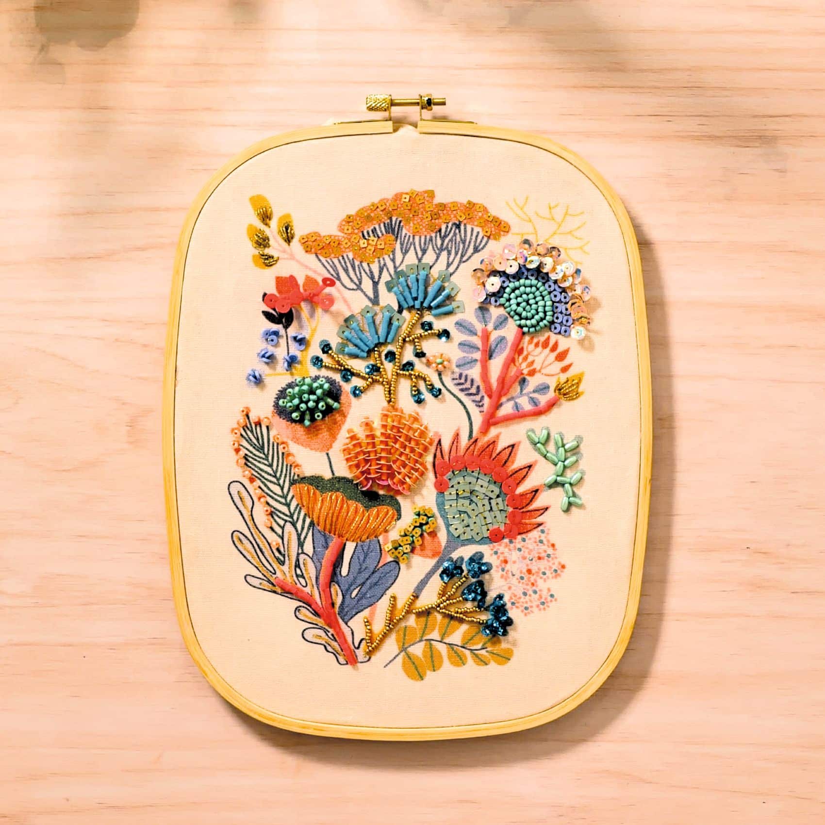 djeco-aga-muterem-58-gyongyhimzes-gyongyvirag-atelier-58-beadwork-ga10058-7-miniart djeco AGA - Atelier Grands Augustins Műterem 58 - Gyöngyhímzés, Gyöngyvirág - Atelier 58, Beadwork