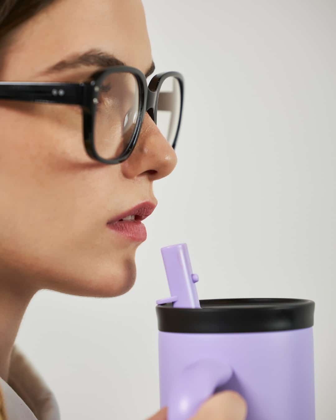 24bottles-straw-cup-800ml-rozsdamentes-acel-bogre-szivoszallal--erica-3-miniart 24BOTTLES Straw Cup 800ml rozsdamentes acél bögre szívószállal, Erica